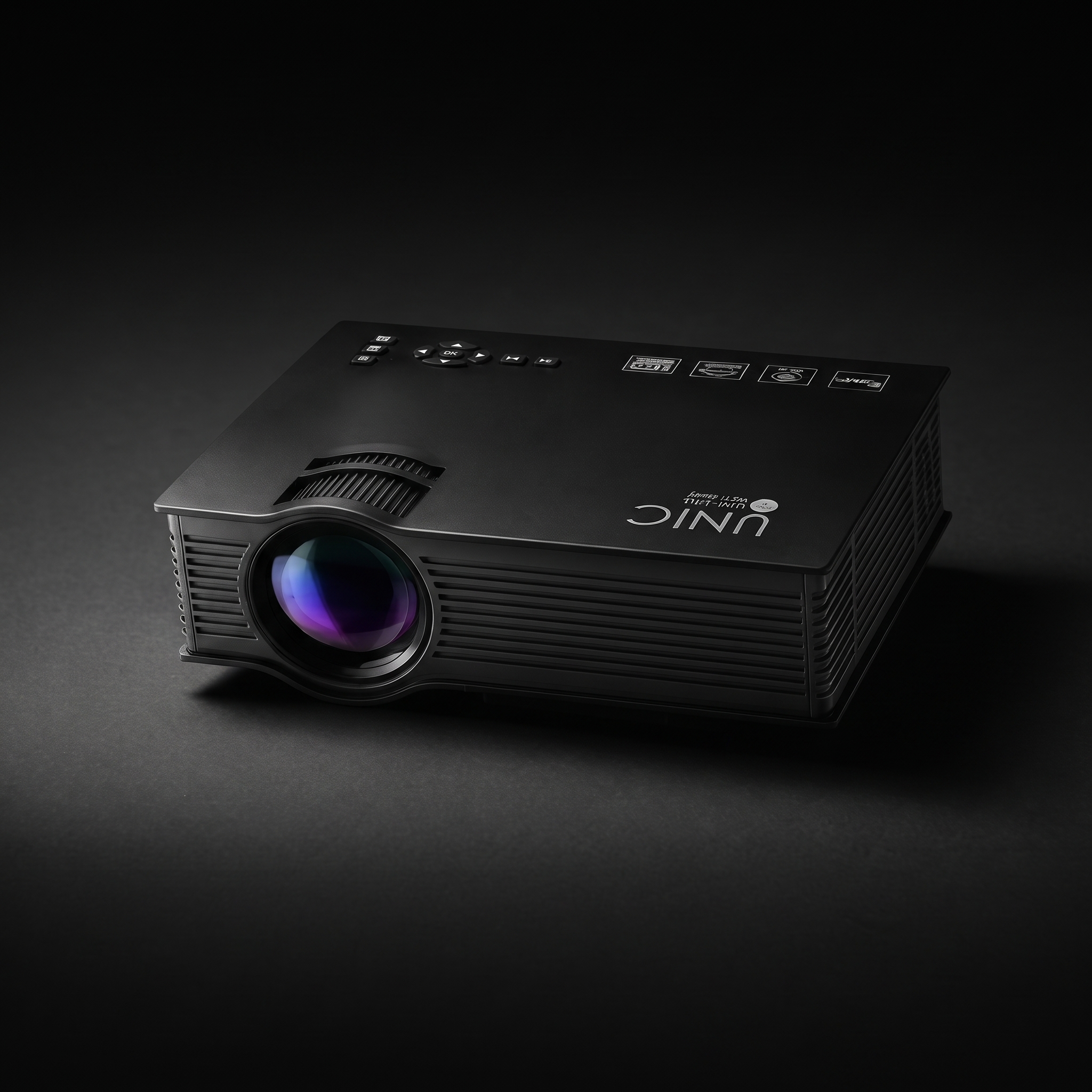 Mini Proyector Portátil 1800 Lúmenes — Cine en Casa para Películas, Series y Videojuegos